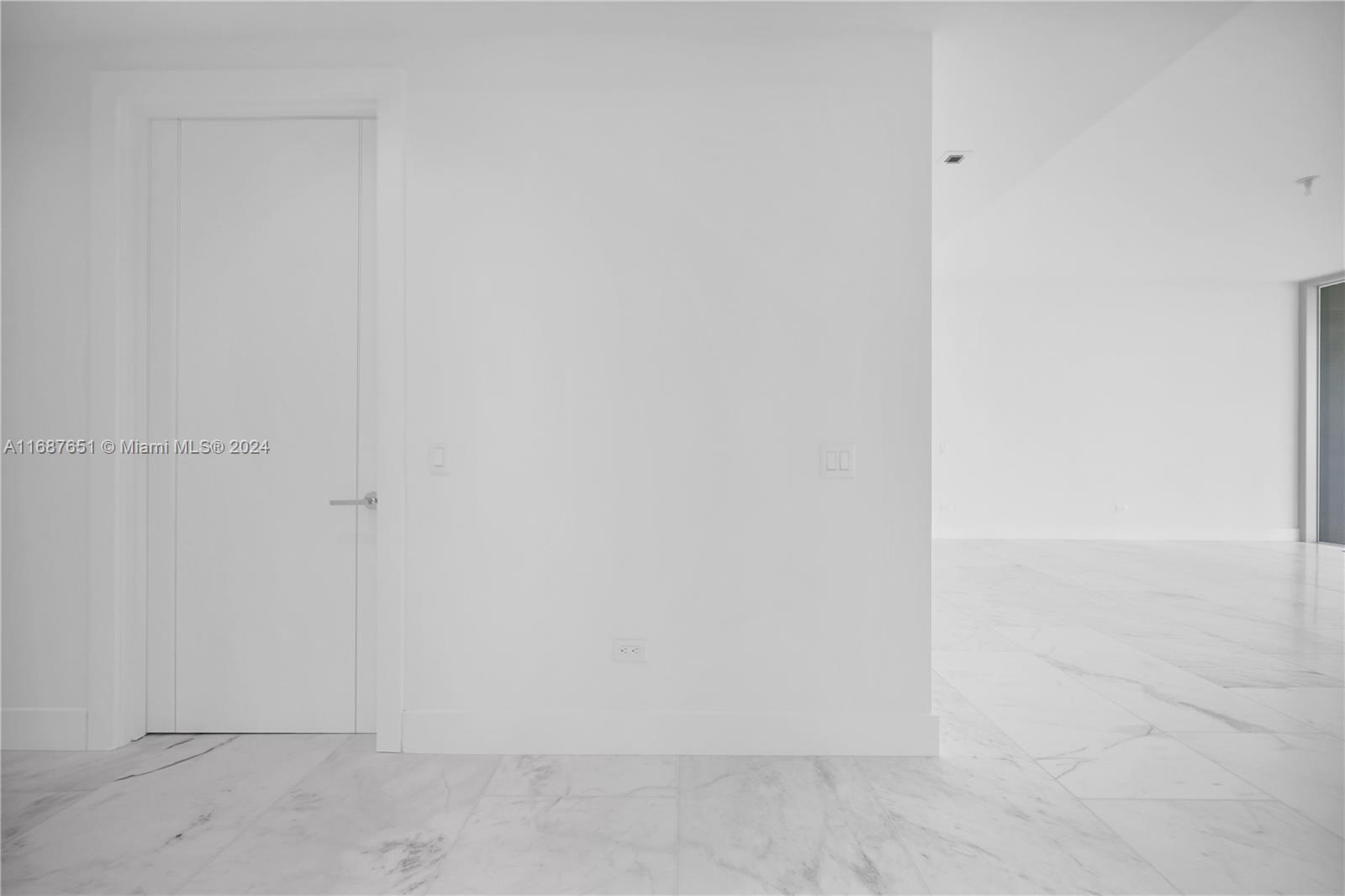 NORTH BISCAYNE BEACH AMEN - Residential