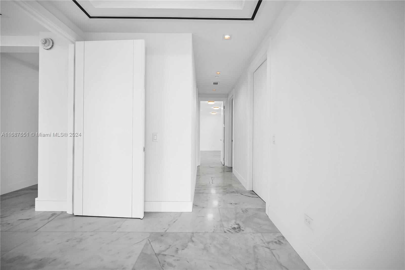 NORTH BISCAYNE BEACH AMEN - Residential