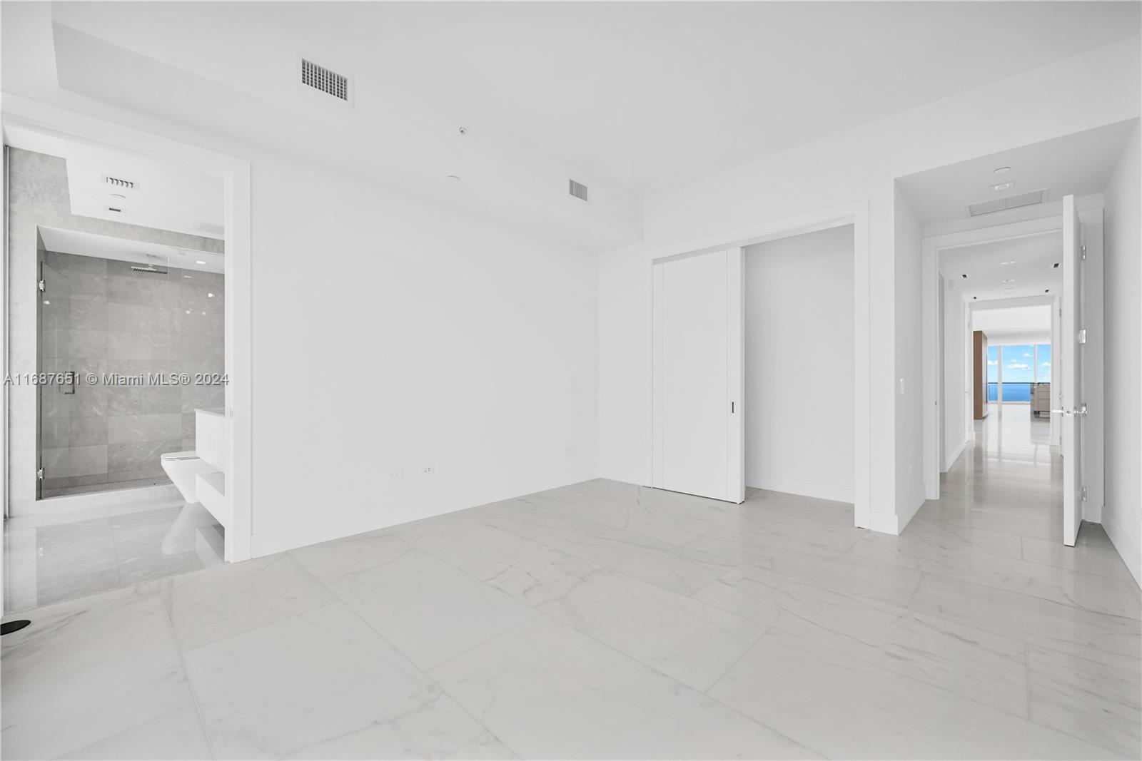 NORTH BISCAYNE BEACH AMEN - Residential