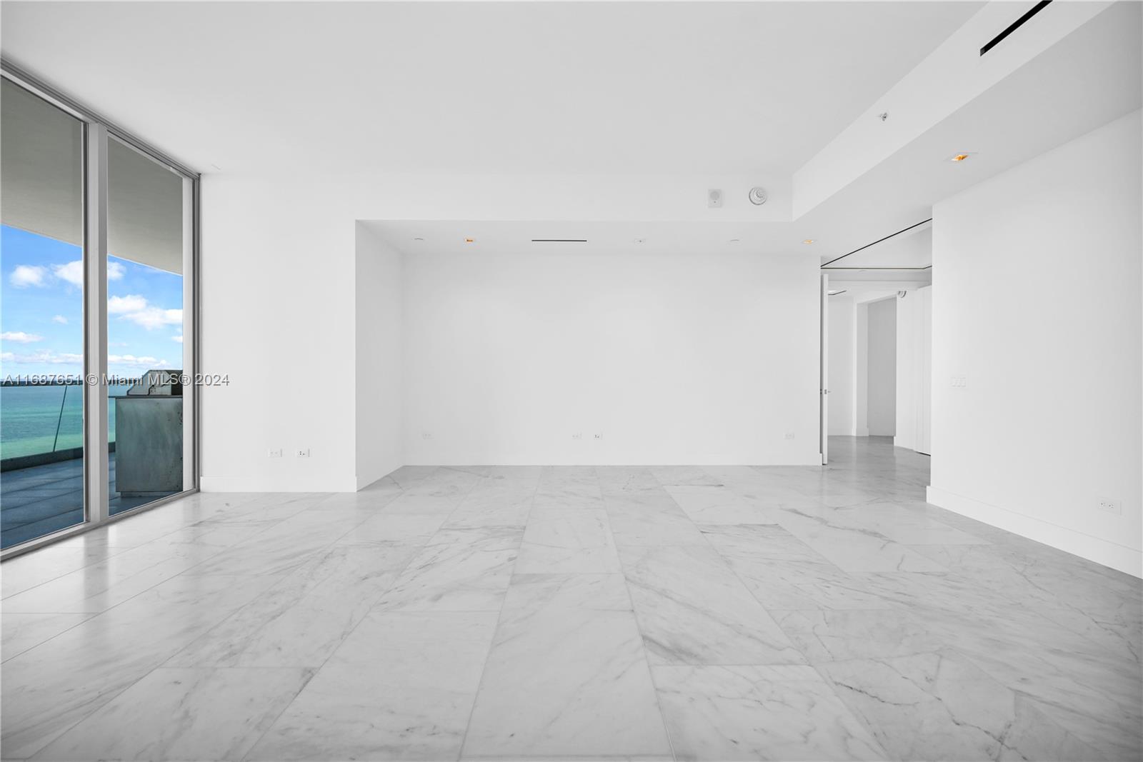 NORTH BISCAYNE BEACH AMEN - Residential
