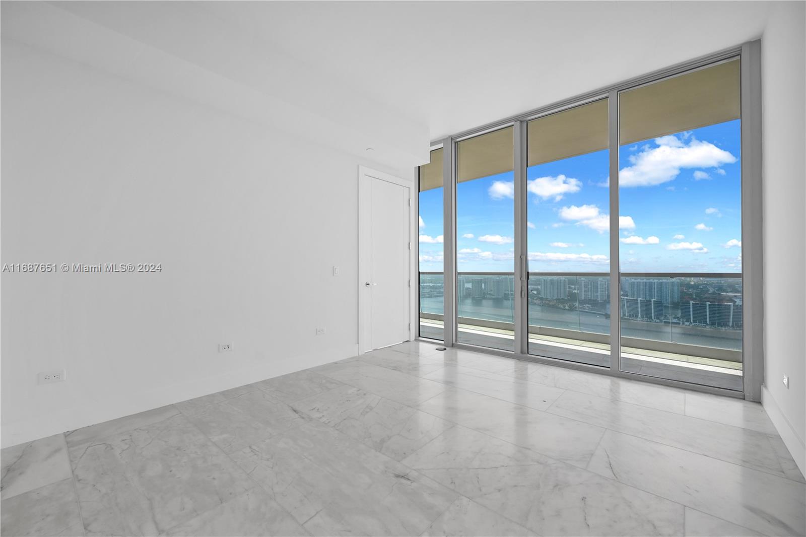 NORTH BISCAYNE BEACH AMEN - Residential