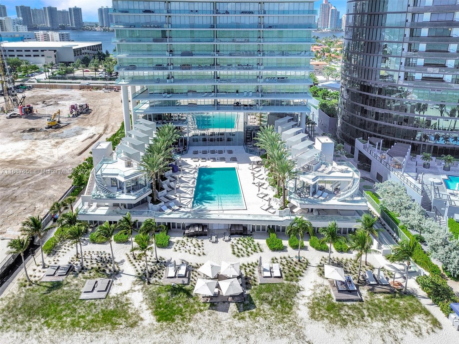 NORTH BISCAYNE BEACH AMEN - Residential