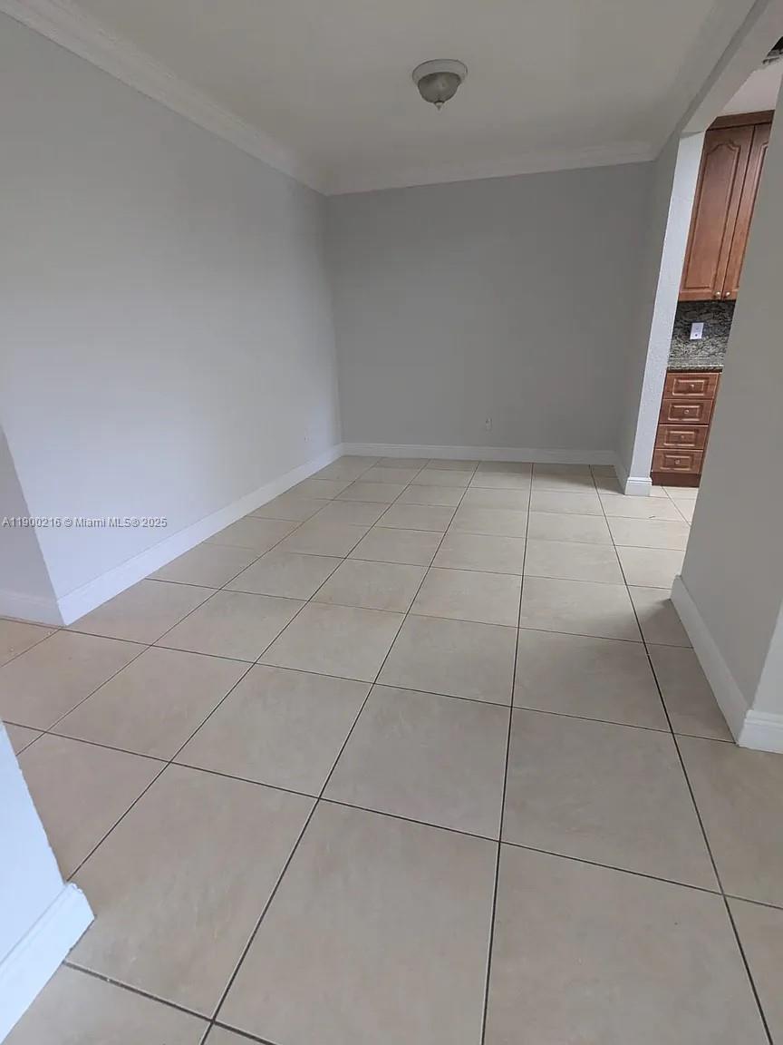 HOLLYWOOD PALMS CONDO - Residential Lease