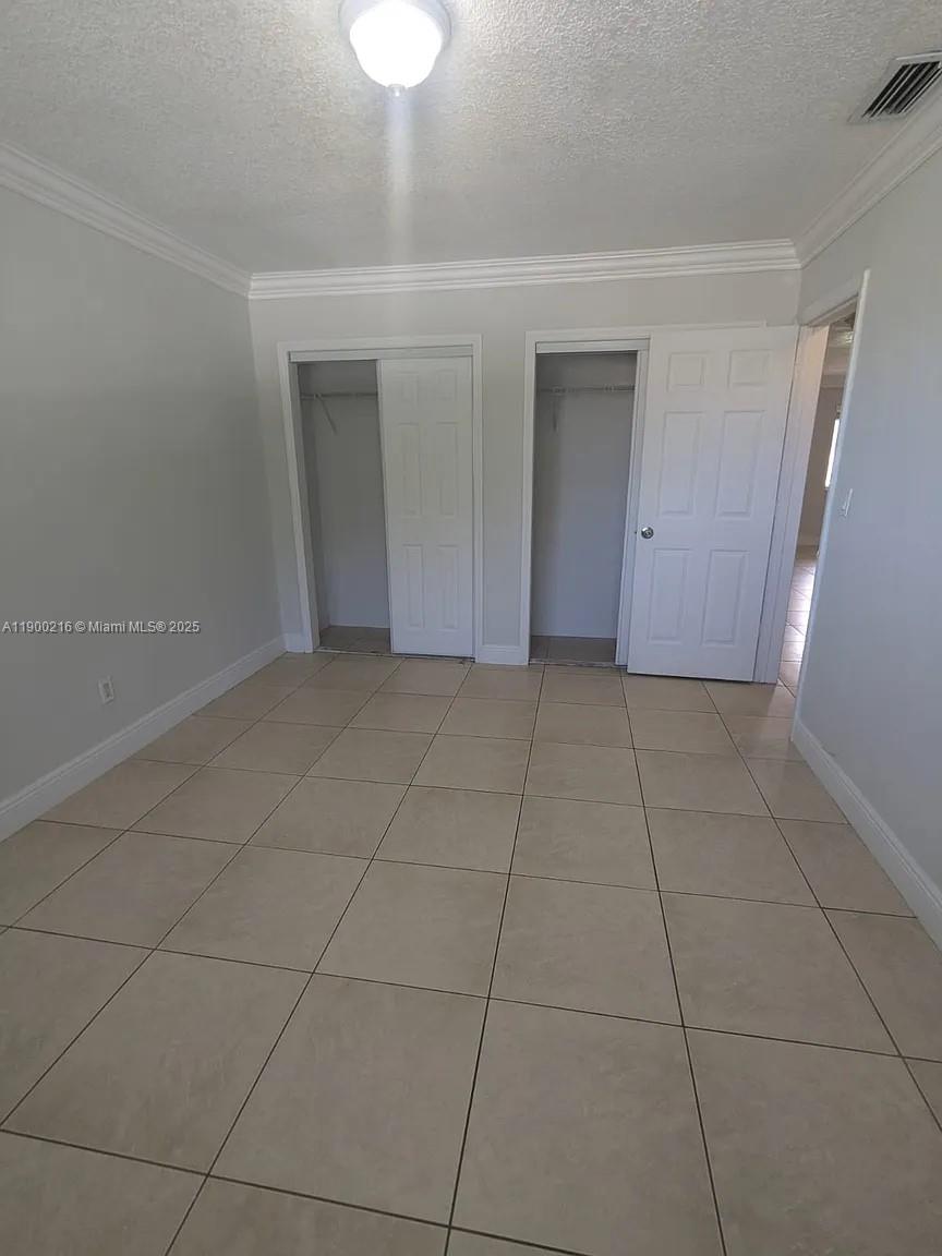 HOLLYWOOD PALMS CONDO - Residential Lease