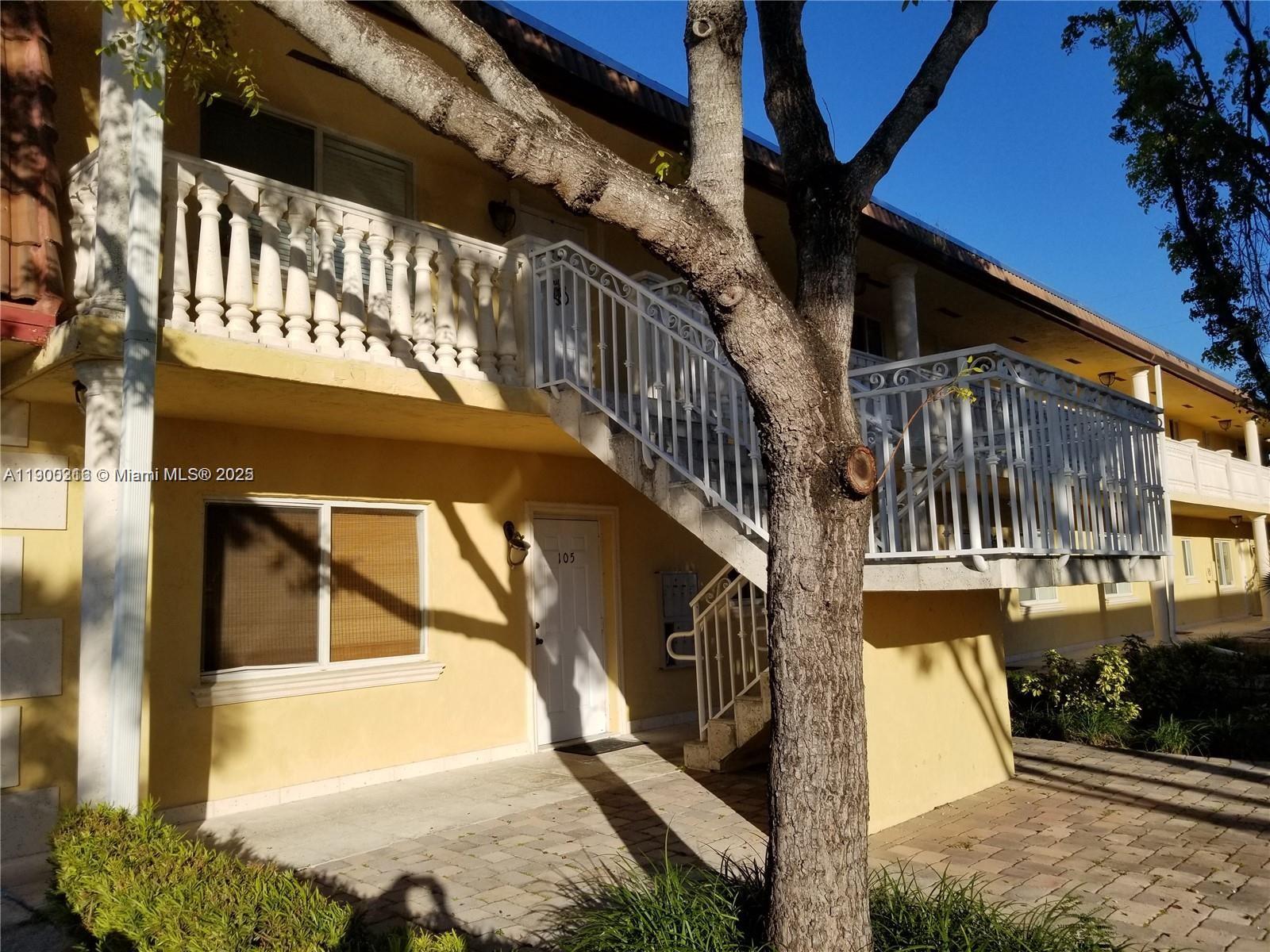 Beautifully updated and freshly painted 2BR/2BA first-floor unit in a highly desirable area of Hollywood! This spacious apartment features all-tile flooring, crown molding, and custom blinds throughout. Enjoy a modern kitchen with granite countertops and plenty of cabinet space. Both bedrooms offer large walk-in closets, and the bathrooms are tastefully renovated. Washer and dryer in unit. Water included! Just minutes from Downtown Hollywood, shops, and dining. Quick approval process. Video tour available!