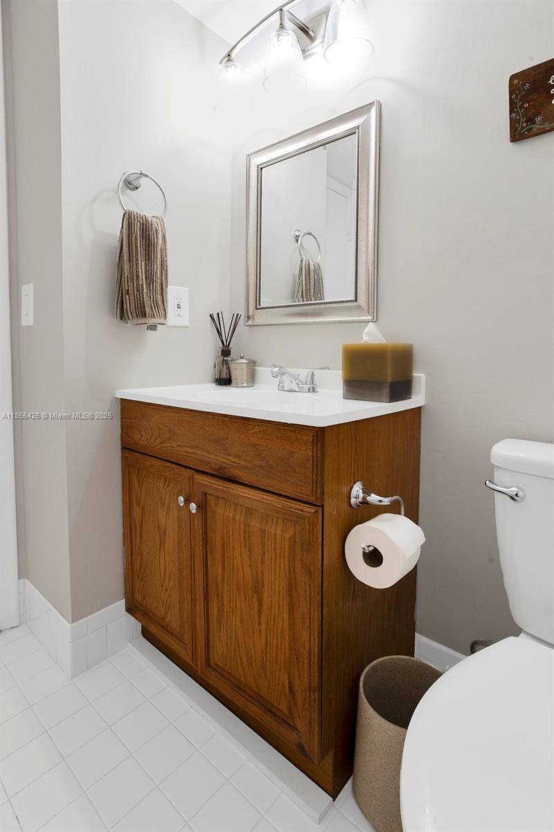 NEW HAMPTON AT CENTURY VI - Residential