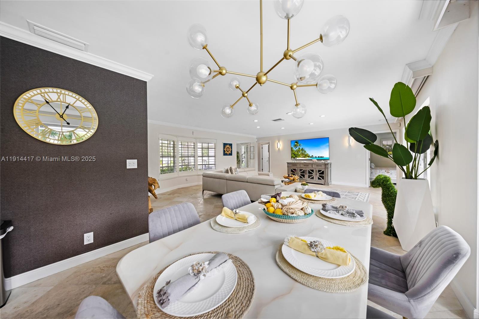 IMPERIAL POINT 2 SEC - Residential