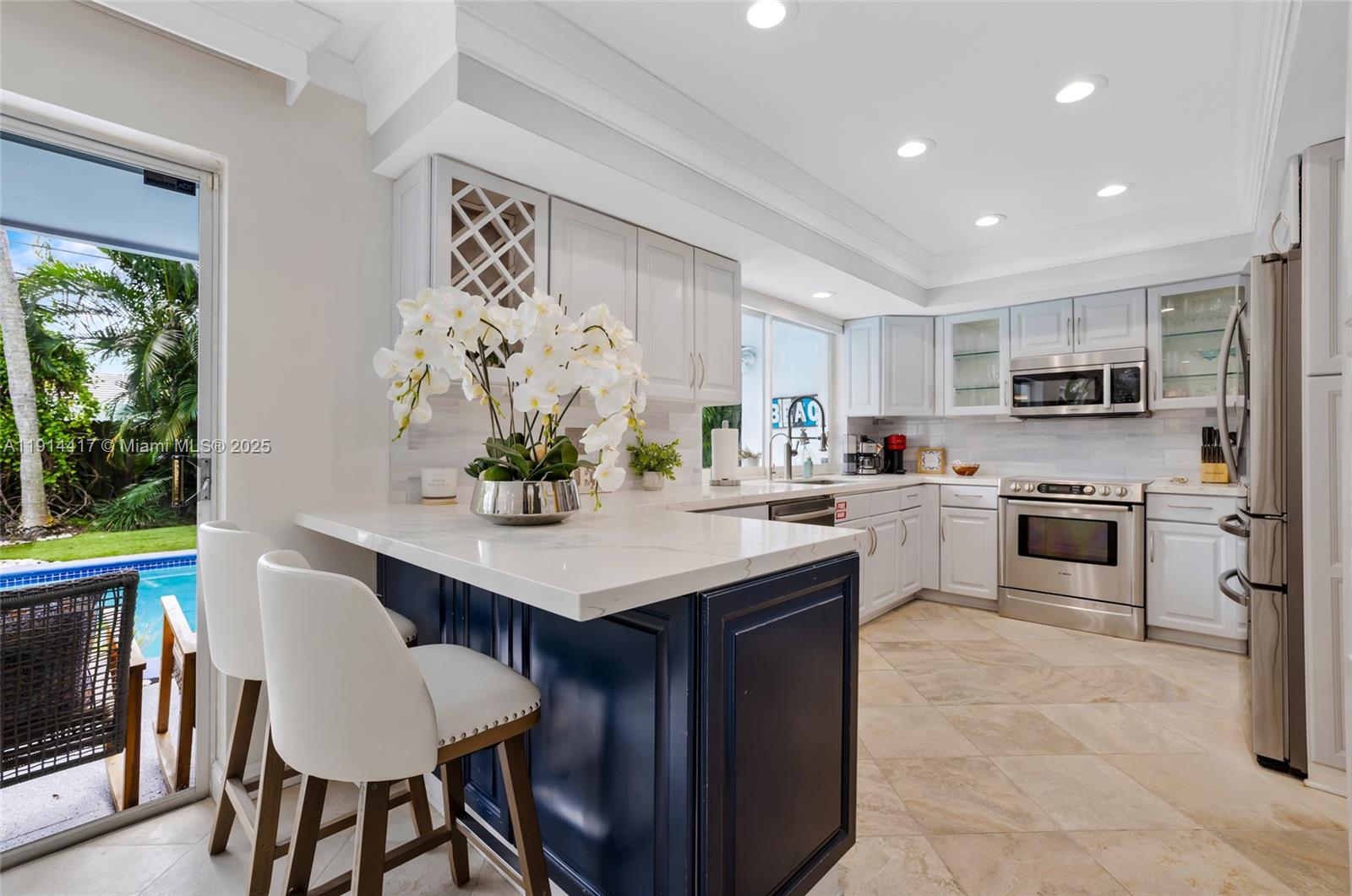 IMPERIAL POINT 2 SEC - Residential