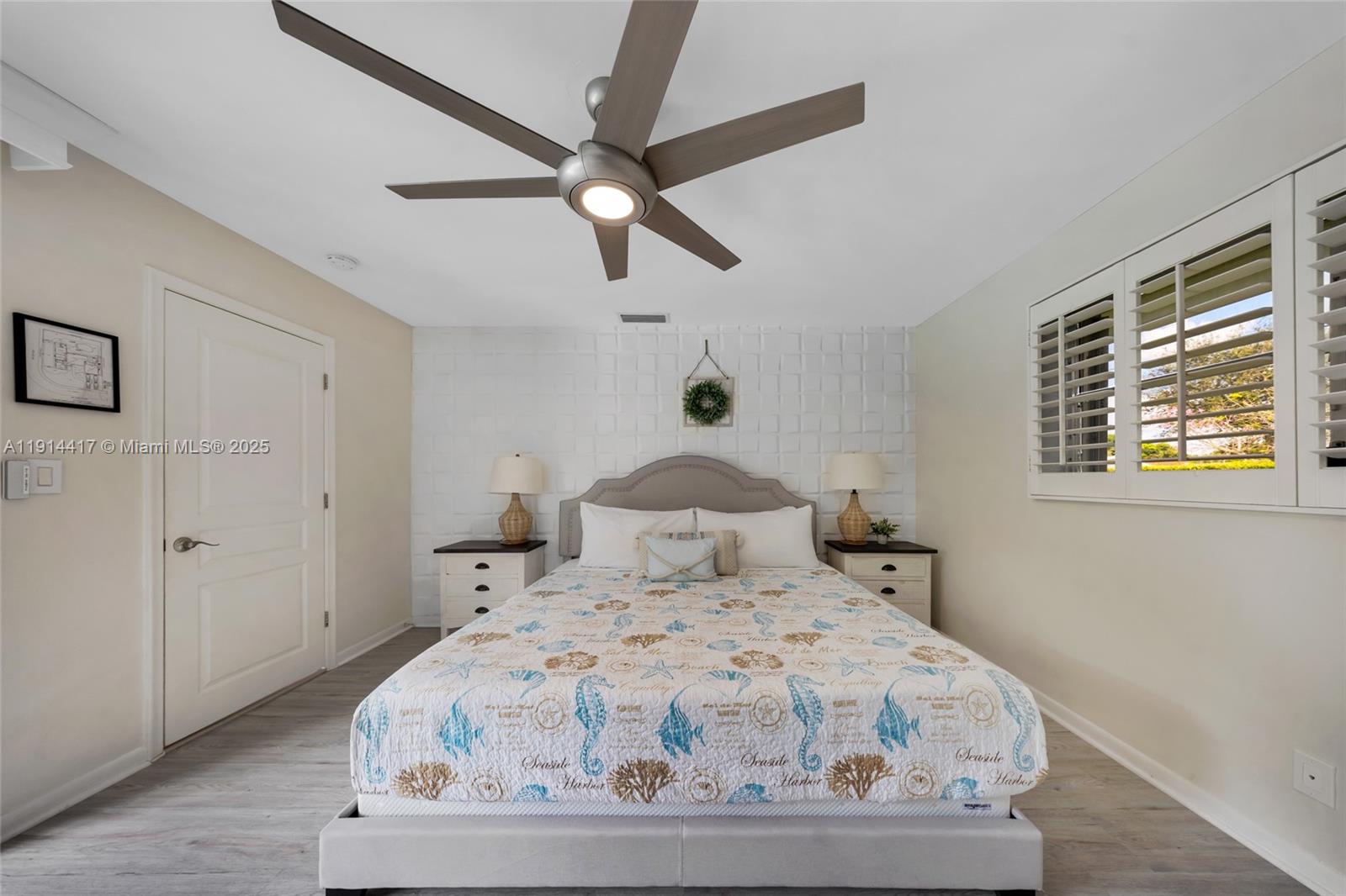 IMPERIAL POINT 2 SEC - Residential