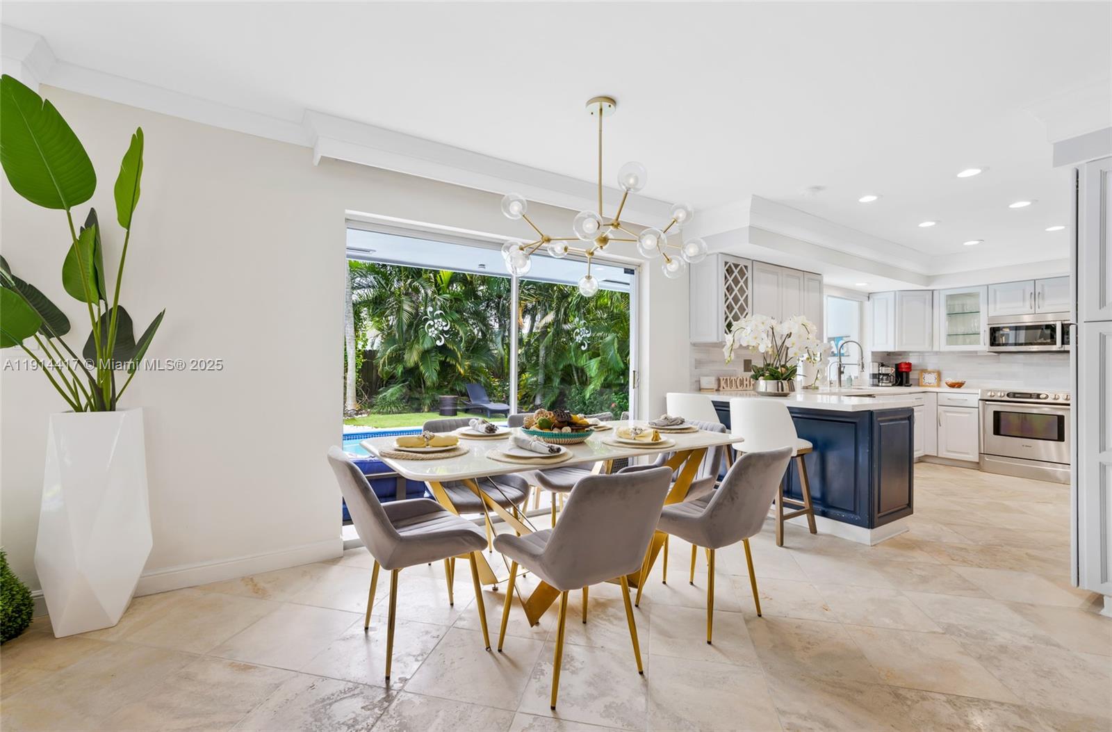 IMPERIAL POINT 2 SEC - Residential