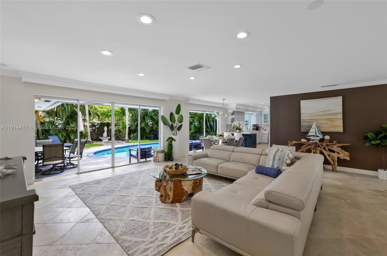 IMPERIAL POINT 2 SEC - Residential