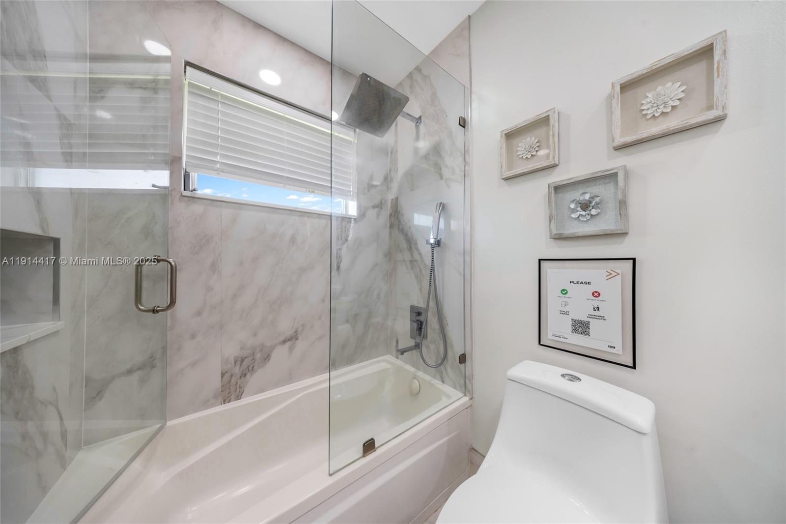 IMPERIAL POINT 2 SEC - Residential