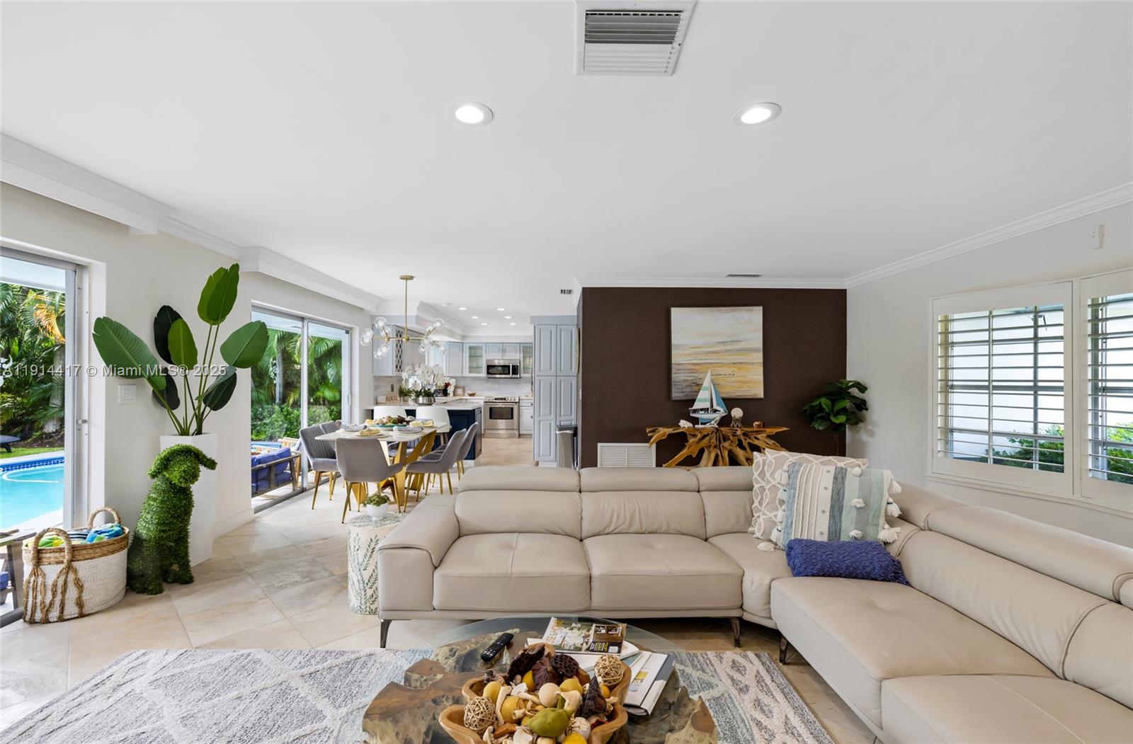 IMPERIAL POINT 2 SEC - Residential