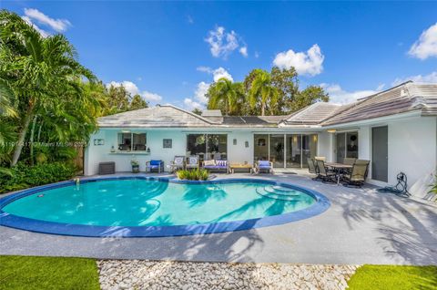 Photo of 2132 NE 63rd Ct, Fort Lauderdale, FL 33308 (MLS # A11914417)