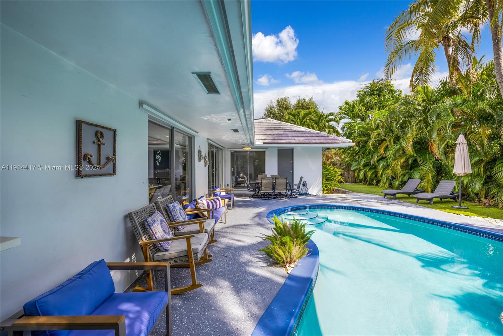 IMPERIAL POINT 2 SEC - Residential