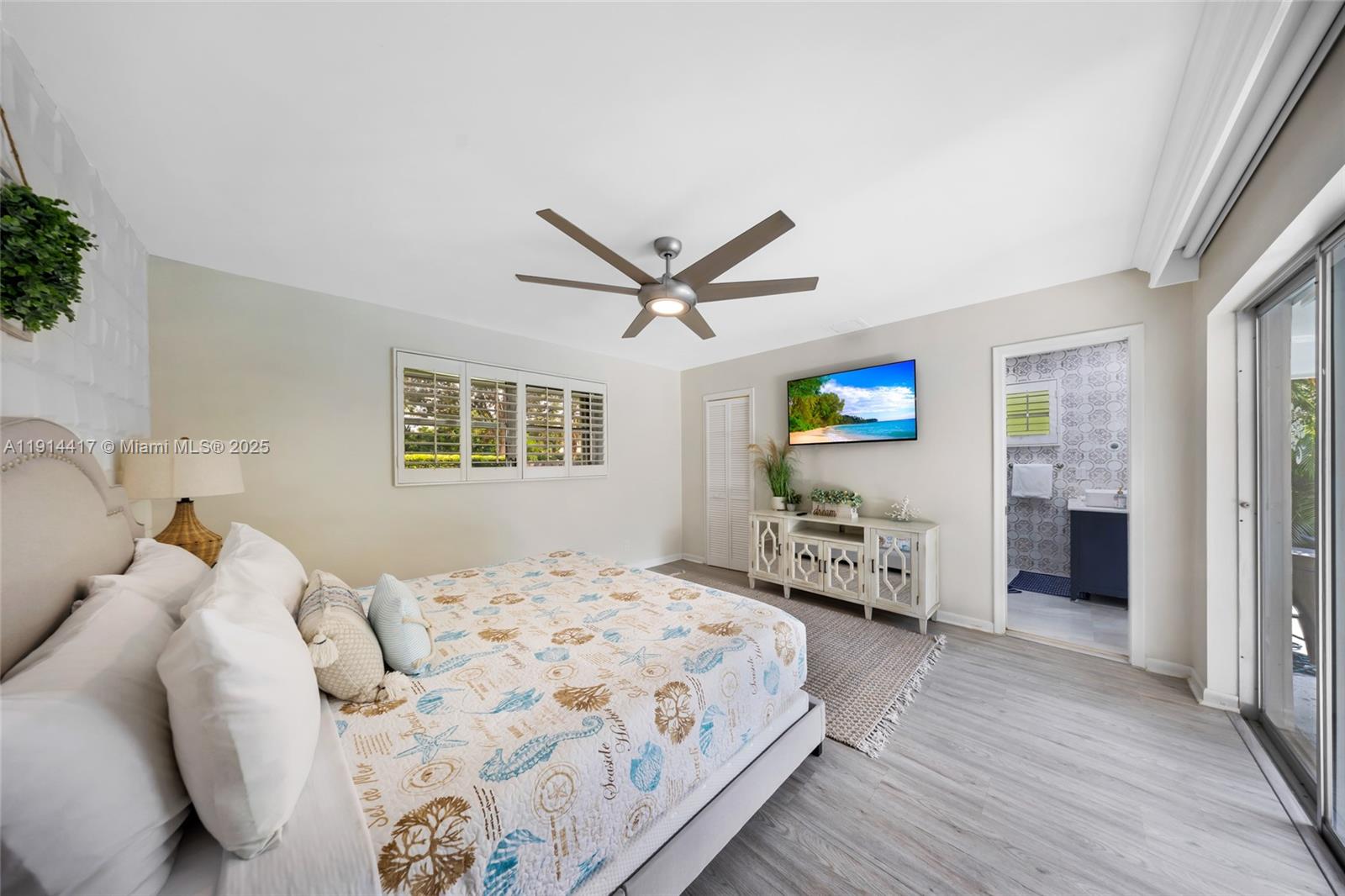 IMPERIAL POINT 2 SEC - Residential