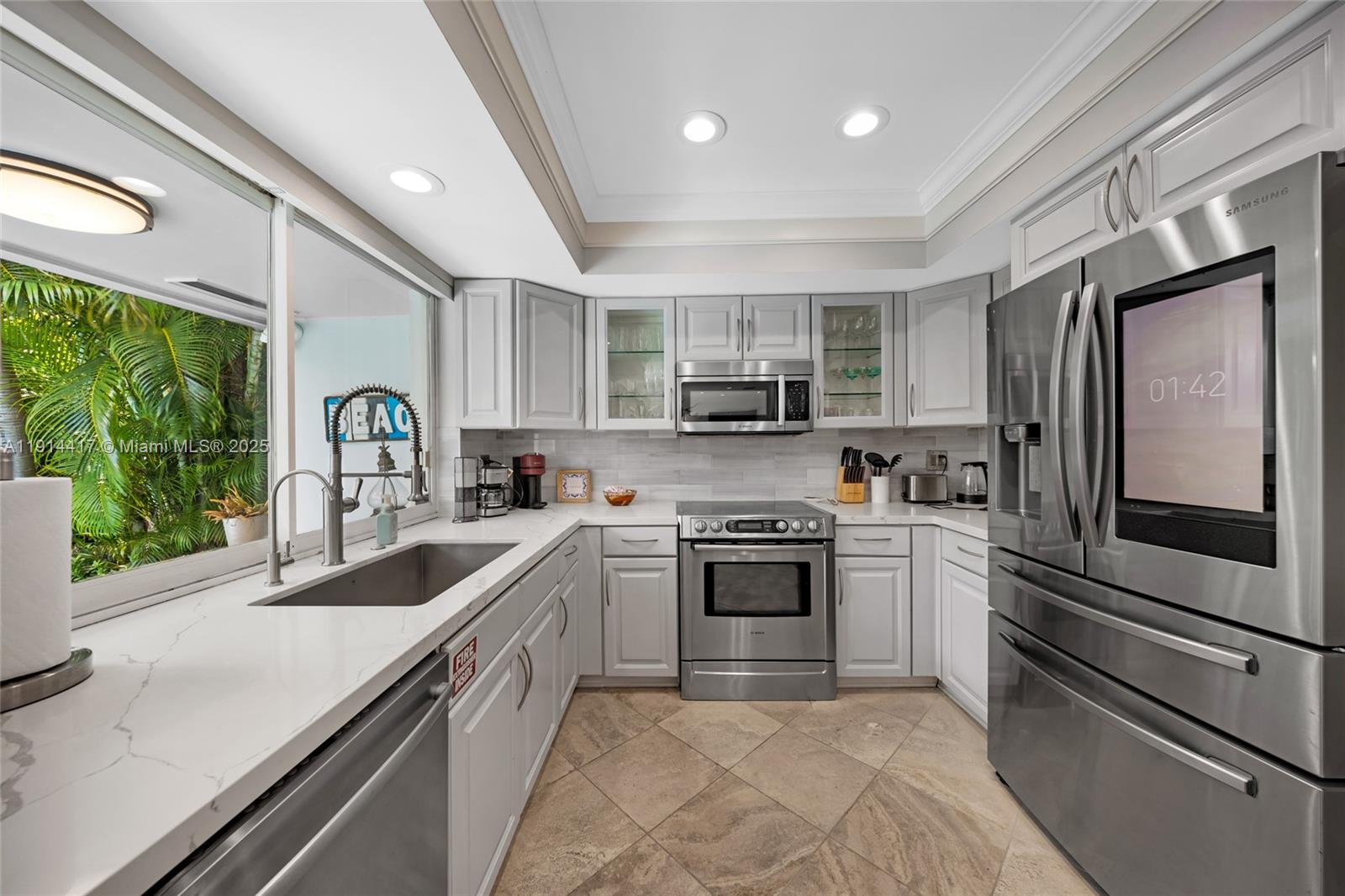 IMPERIAL POINT 2 SEC - Residential