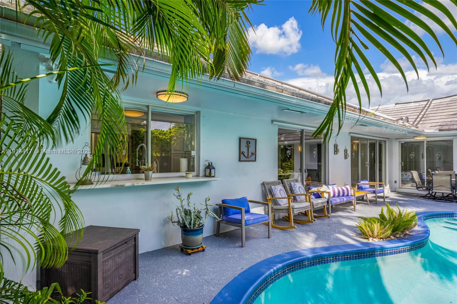 IMPERIAL POINT 2 SEC - Residential