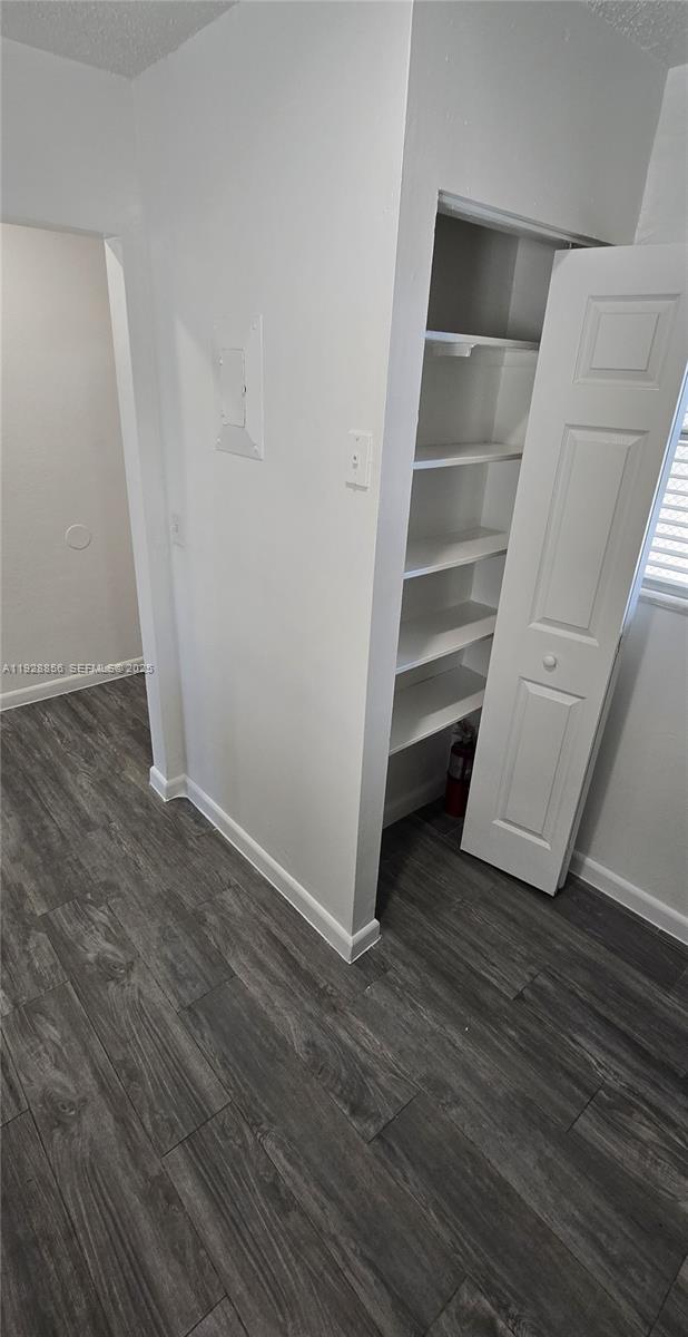 A A DOOLEY SUB - Residential Lease