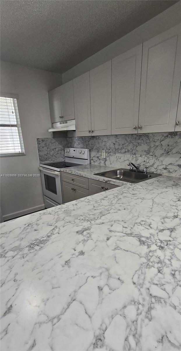 A A DOOLEY SUB - Residential Lease