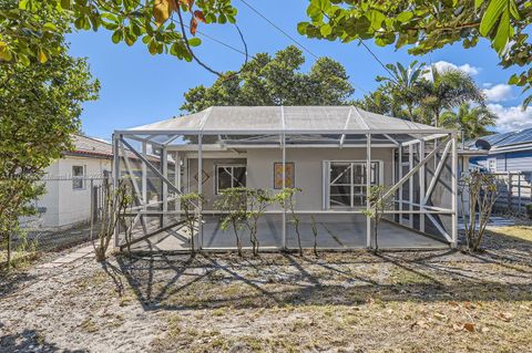 A home in Lake Worth