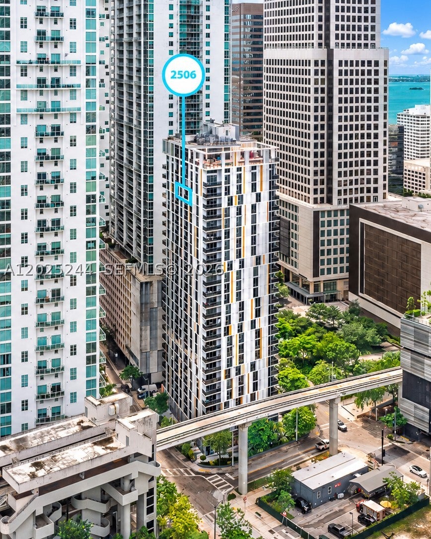 31 SE 6th St 2506