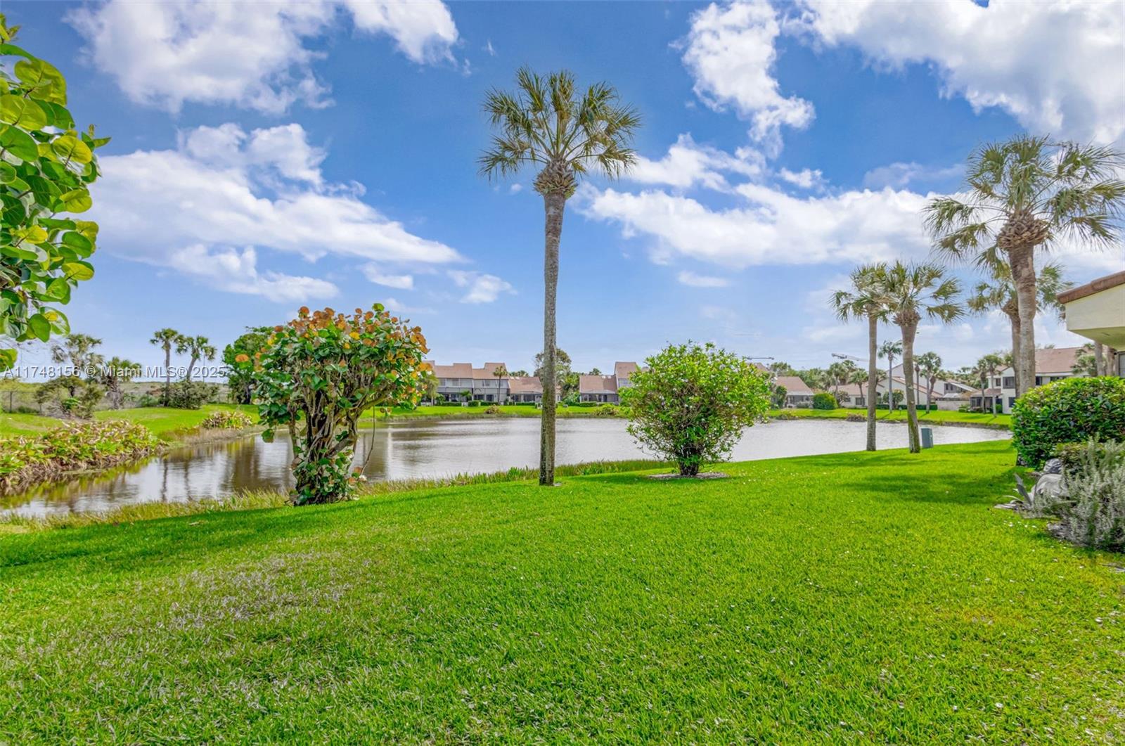 SEA OATS OF JUNO BEACH CO - Residential Lease