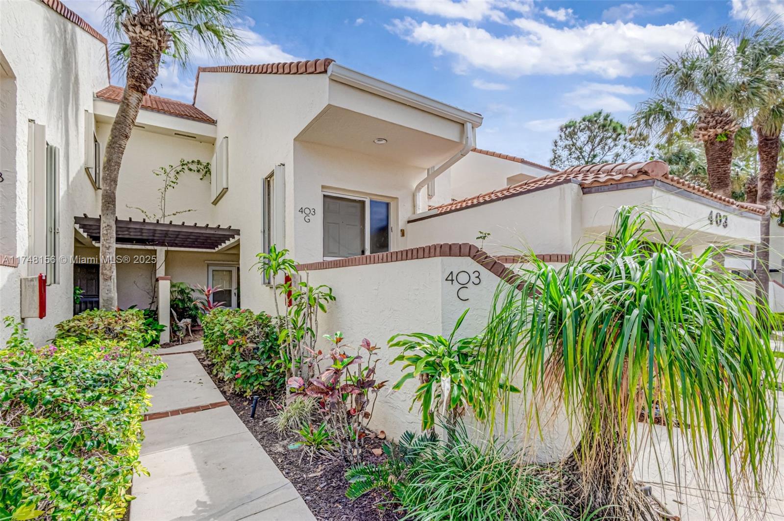 SEA OATS OF JUNO BEACH CO - Residential Lease