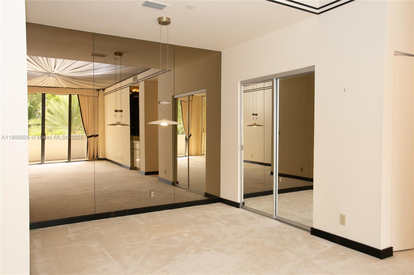 3000 ISL BLVD WILLIAMS IS - Residential