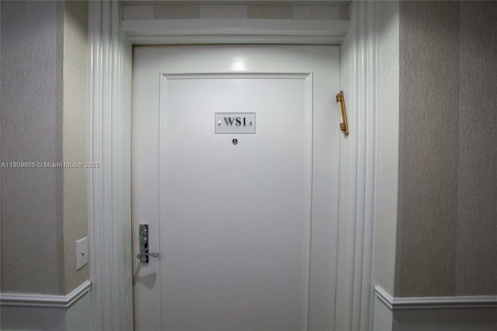 3000 ISL BLVD WILLIAMS IS - Residential