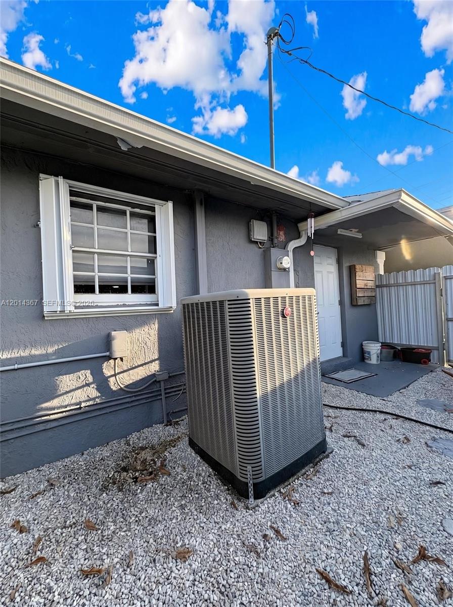 CAROL CITY 4TH ADDN - Residential