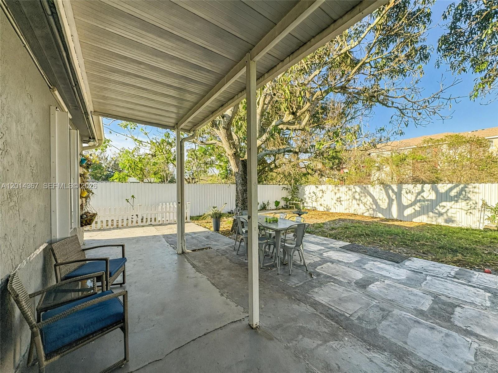 CAROL CITY 4TH ADDN - Residential