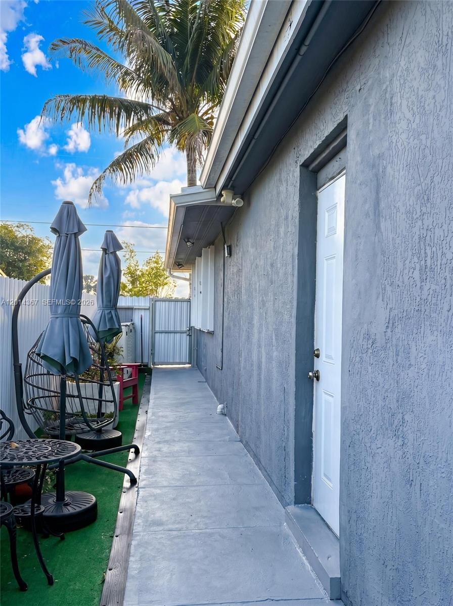 CAROL CITY 4TH ADDN - Residential