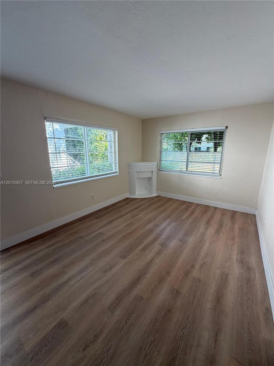 1024 Pennsylvania Ave 1