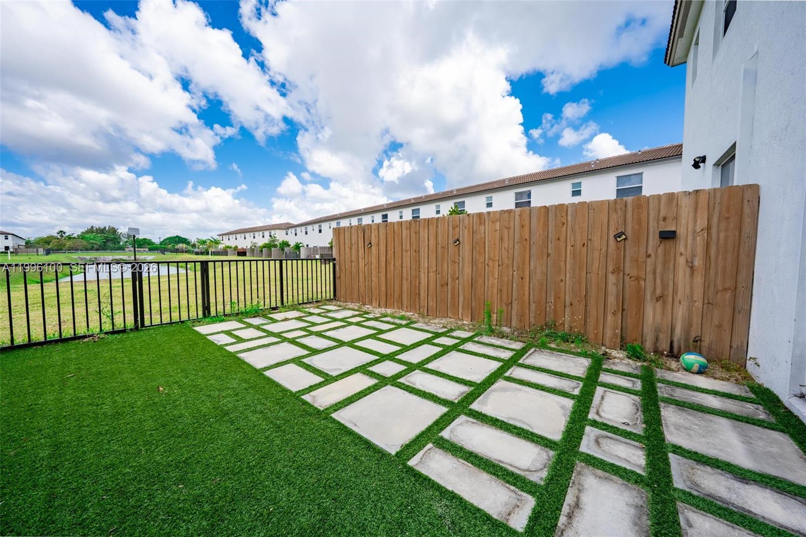 GOLF PARK SEC 1 - Residential