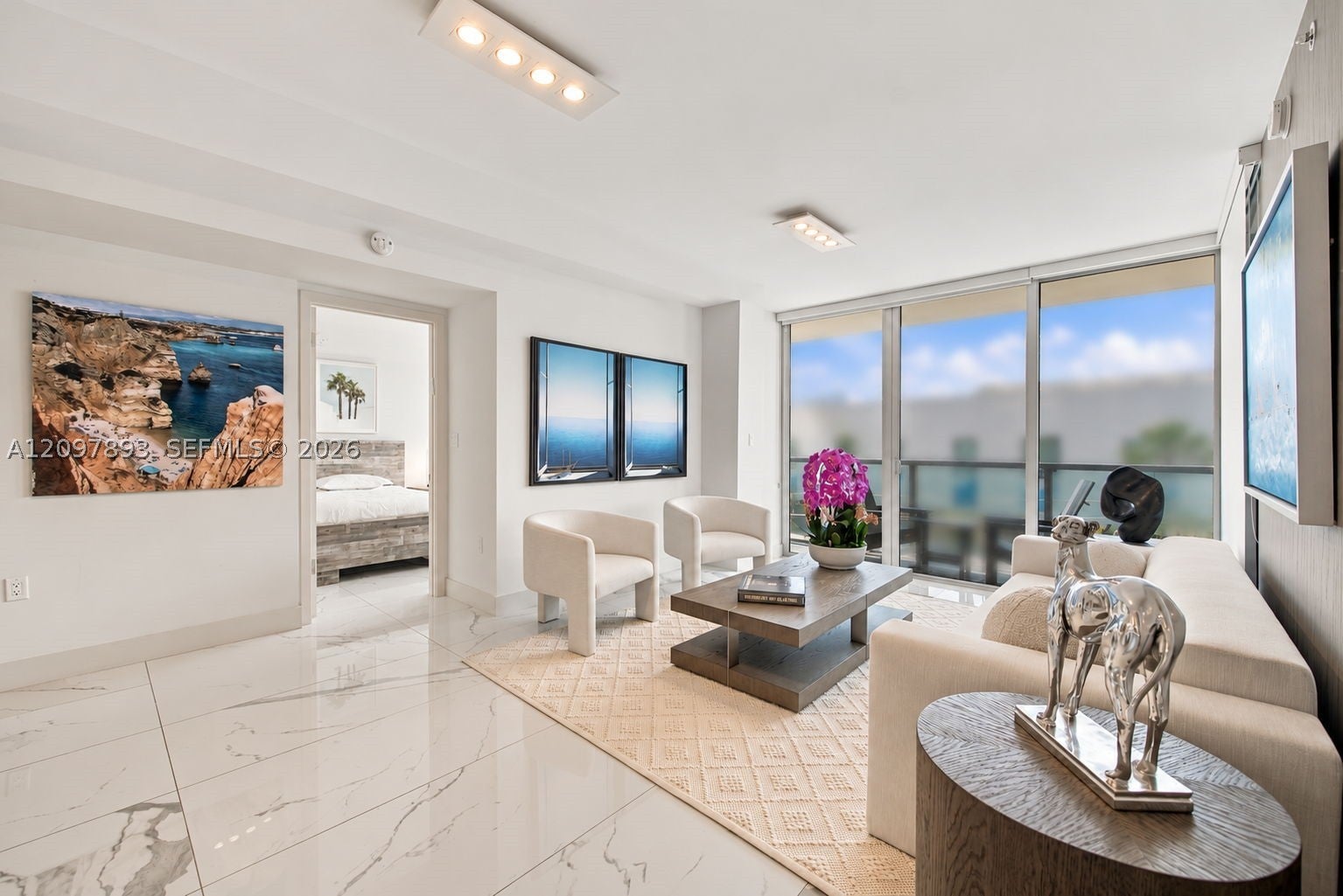 9521 E Bay Harbor Dr 601