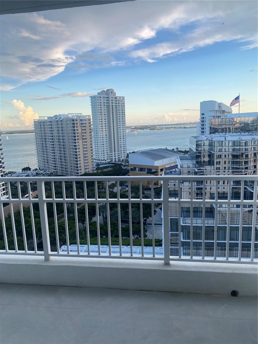 COURVOISIER COURTS CONDO - Residential Lease