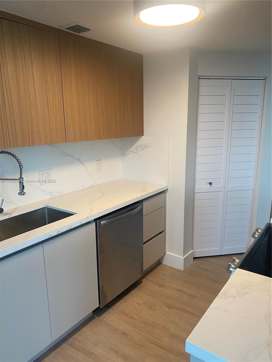 COURVOISIER COURTS CONDO - Residential Lease