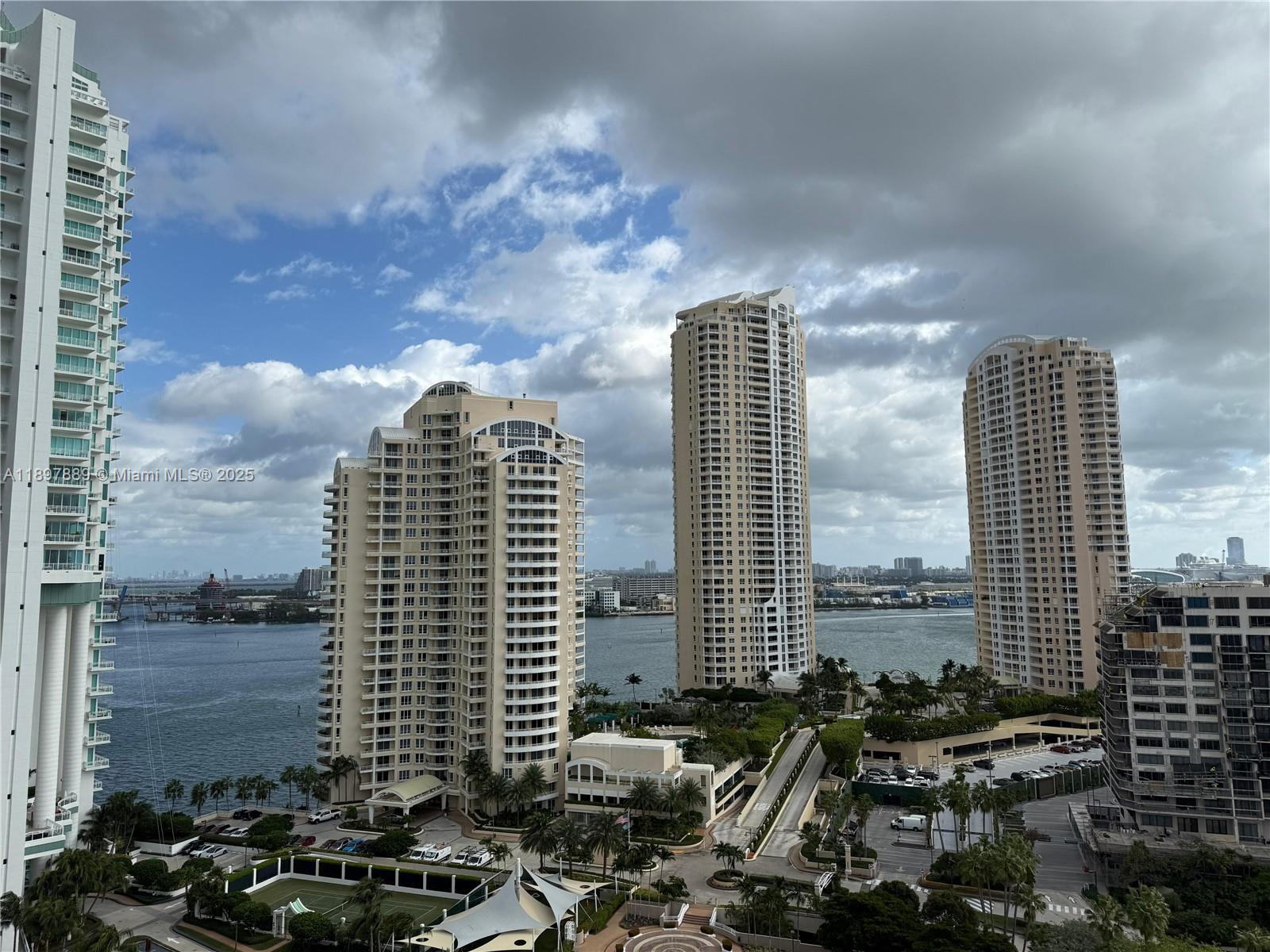 COURVOISIER COURTS CONDO - Residential Lease