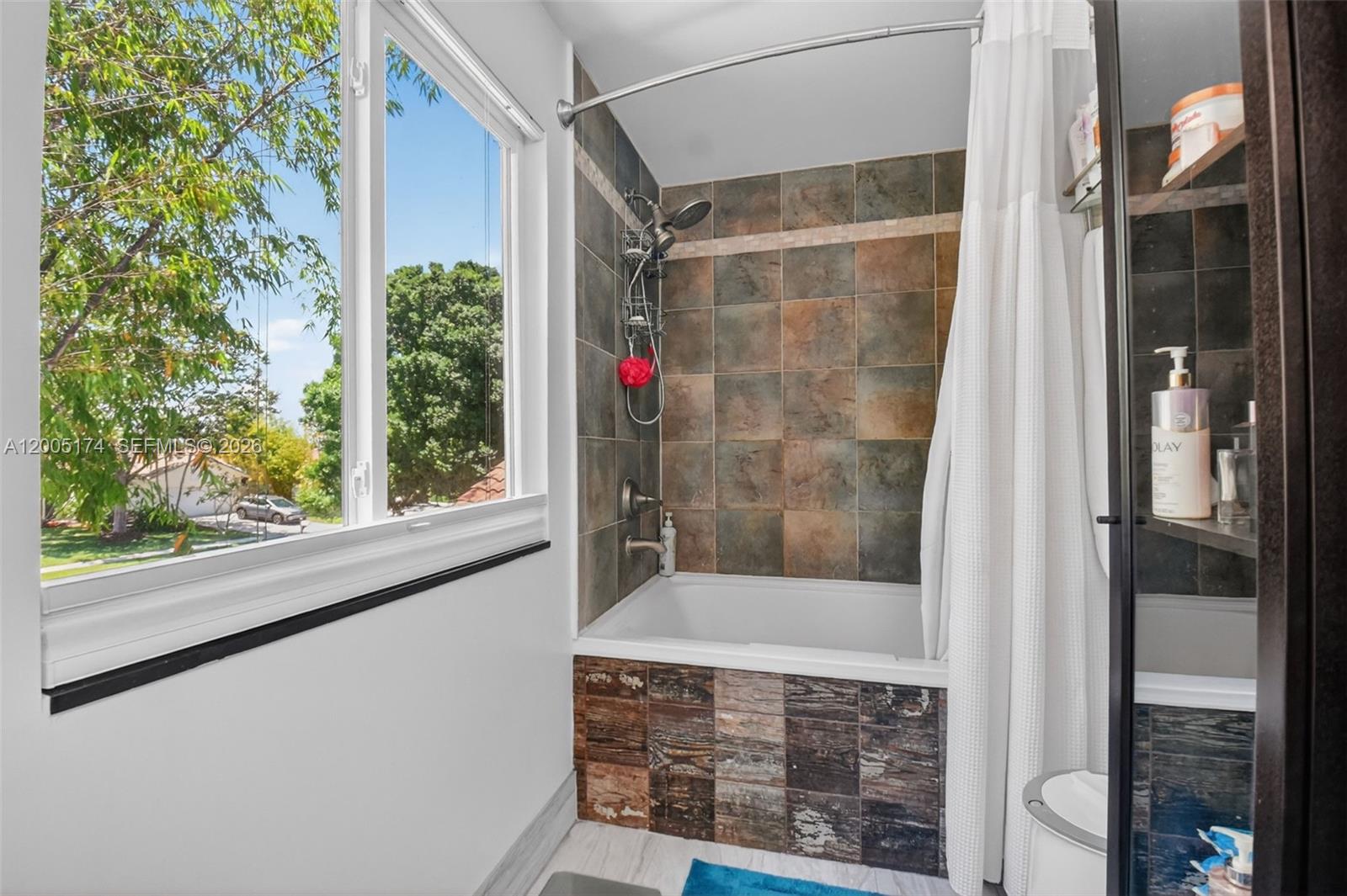 BRIARRIDGE 2 - Residential