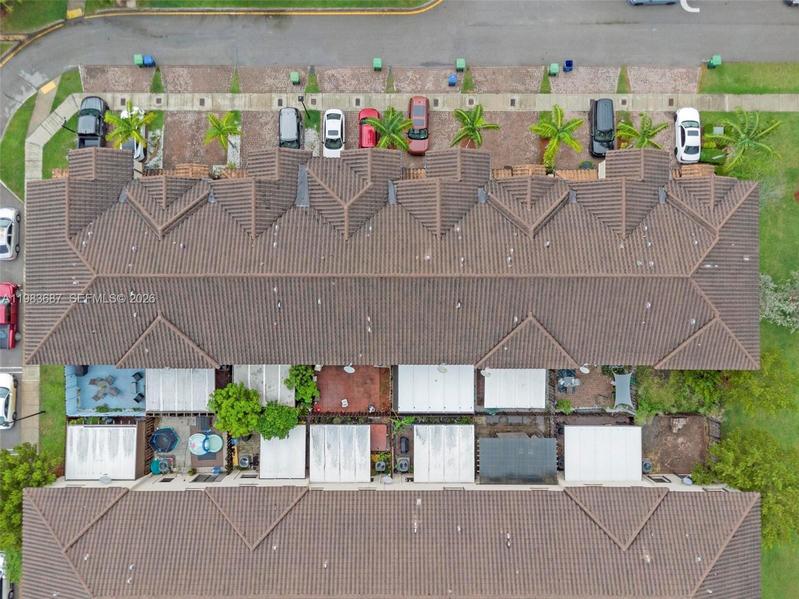 COCO PALM ESTATES - Residential