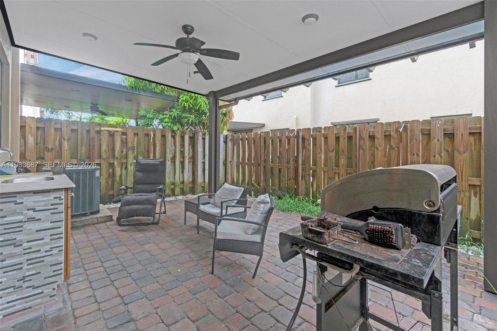 COCO PALM ESTATES - Residential