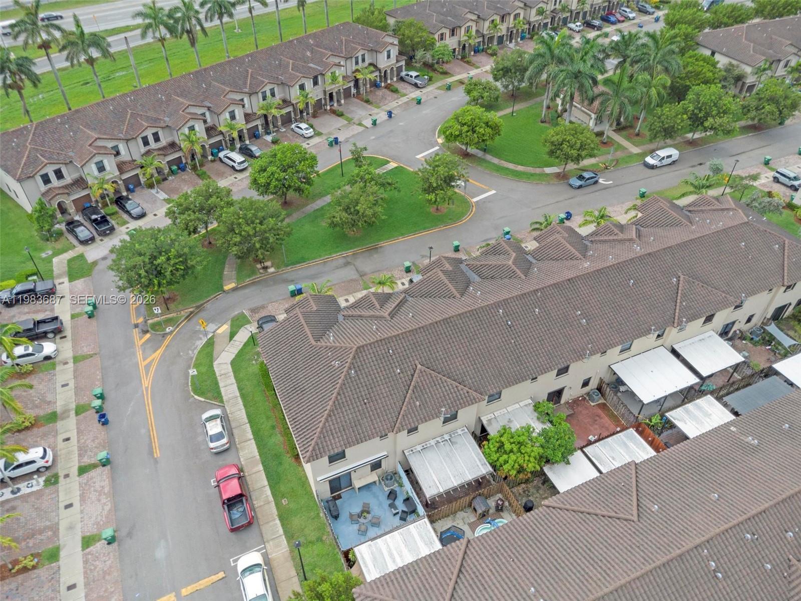 COCO PALM ESTATES - Residential