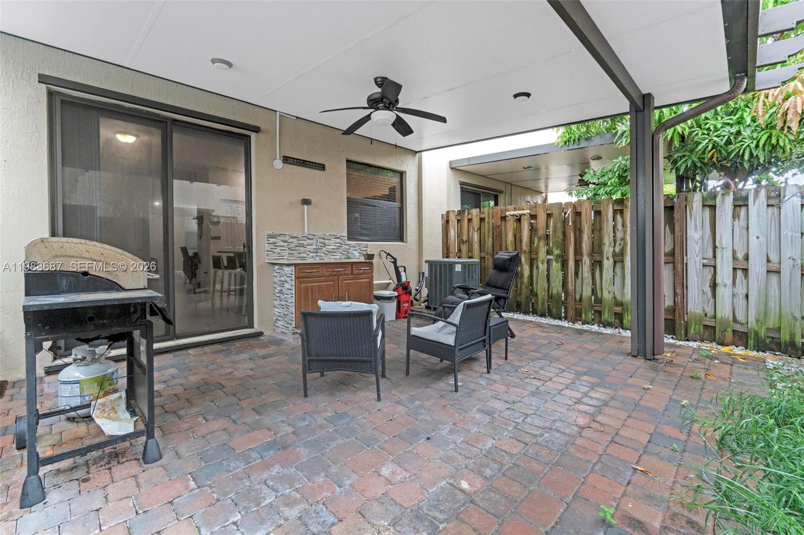 COCO PALM ESTATES - Residential