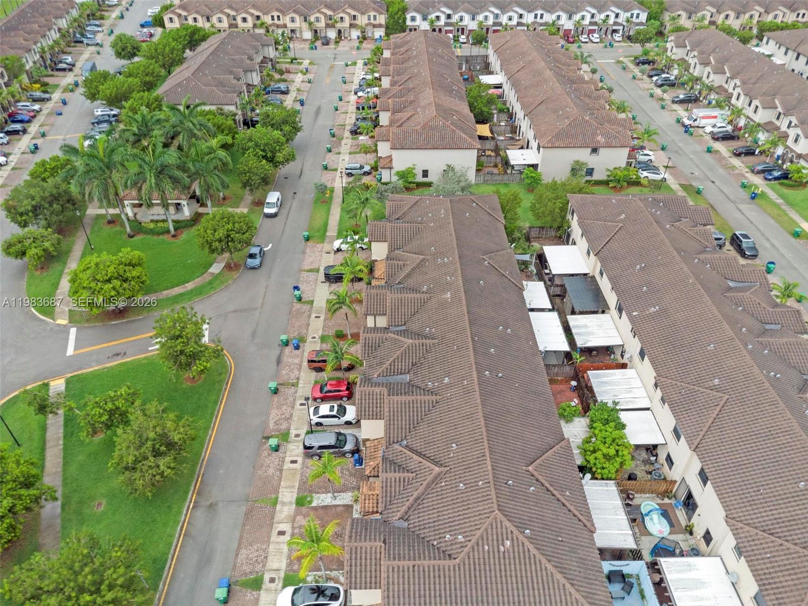 COCO PALM ESTATES - Residential