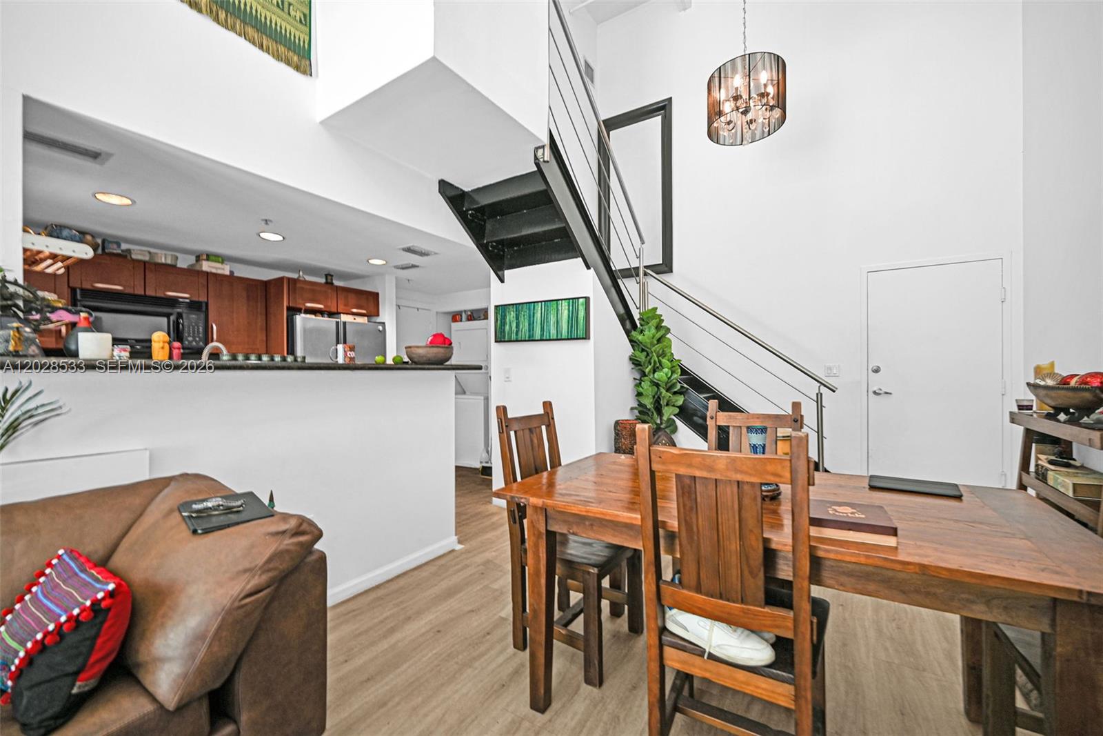 7728 Collins Ave 5