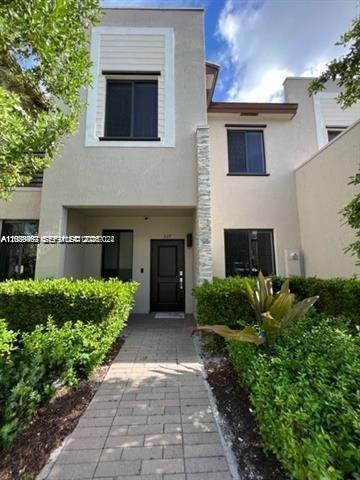 VIA VENTURA NEIGHBORHOOD - Residential