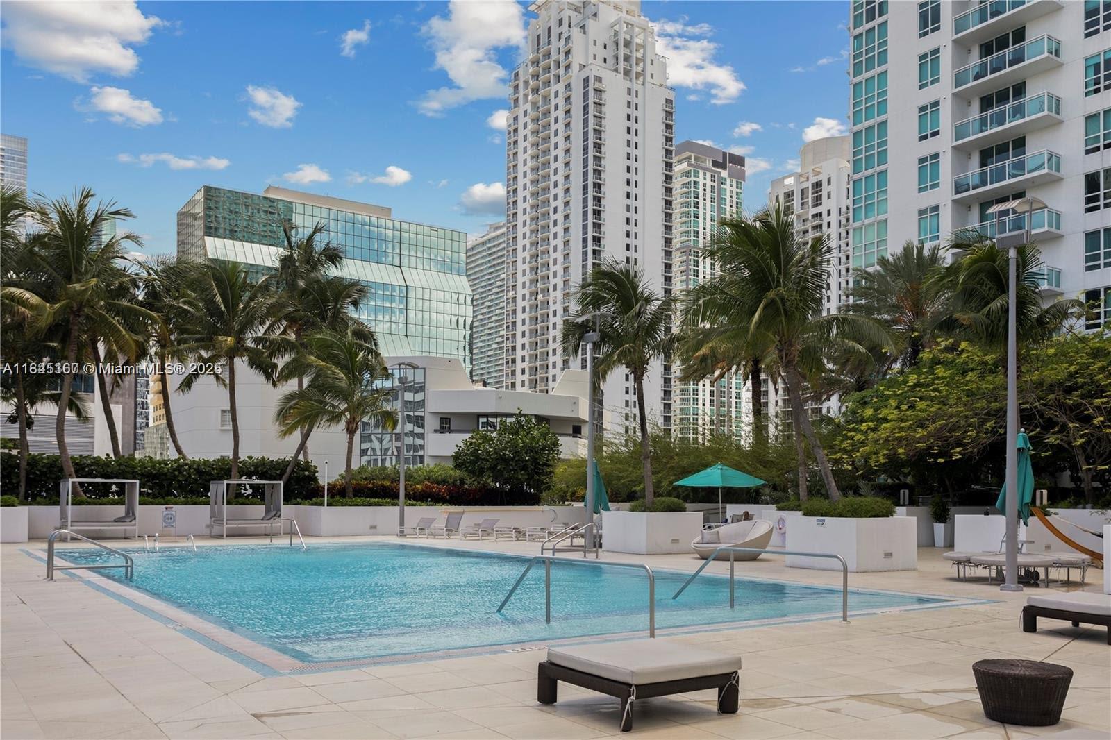 THE PLAZA 851 BRICKELL CO - Residential