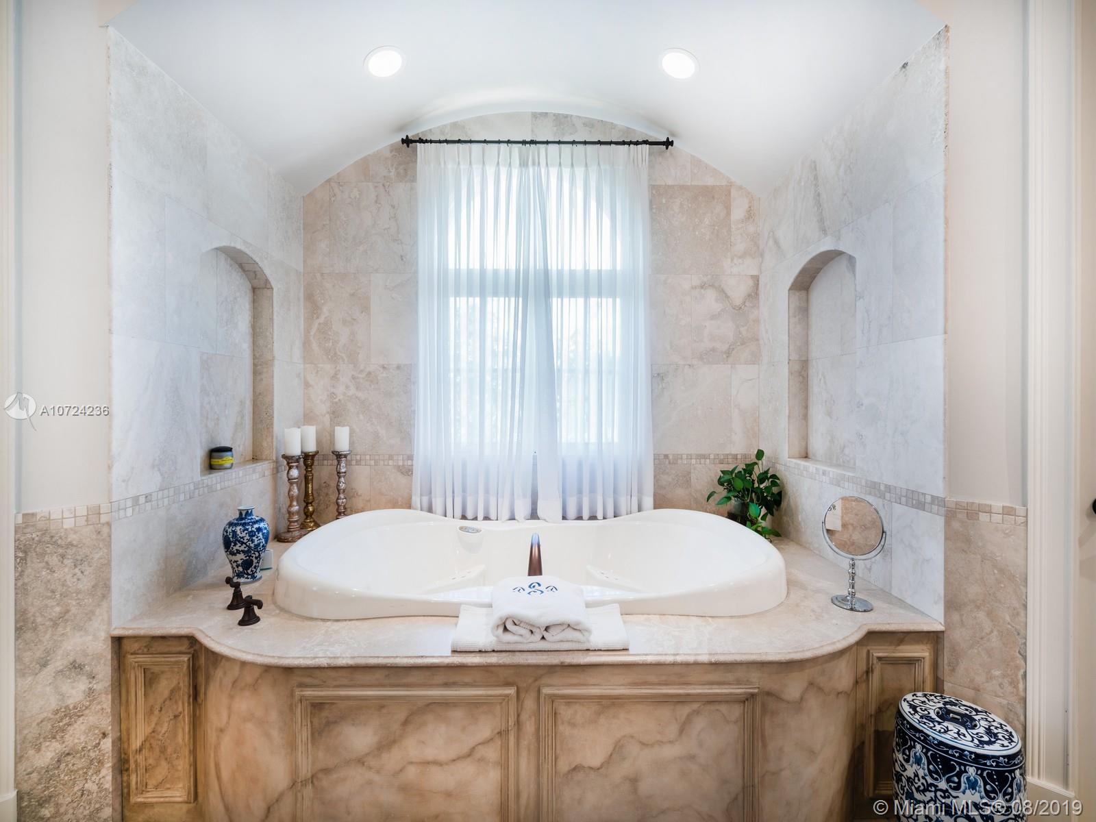 GABLES ESTATES NO 3 - Residential