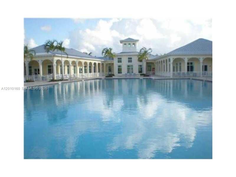 CARIBBEAN ISLES VILLAS CO - Residential